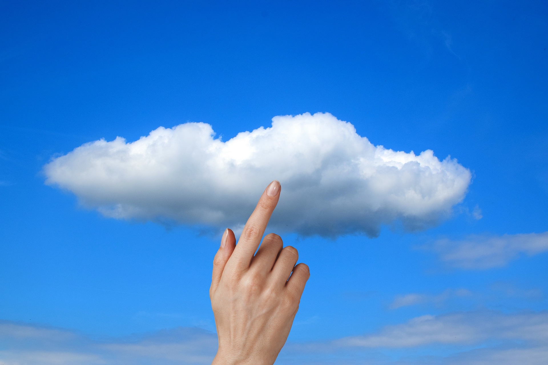 ¿Es seguro para mi empresa trabajar en la nube?