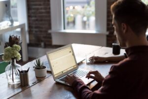 El trabajo híbrido es la realidad en más del 60% de las empresas españolas